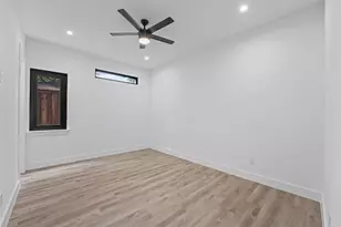 2304 Hondo, Dallas, TX 75219 - Photo 17