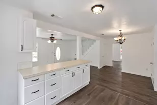 14224 Daniel Boone Ln, Log Cabin, TX 75148 - Photo 7