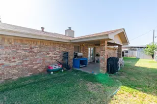 800 S Ave F, Knox City, TX 79529 - Photo 29
