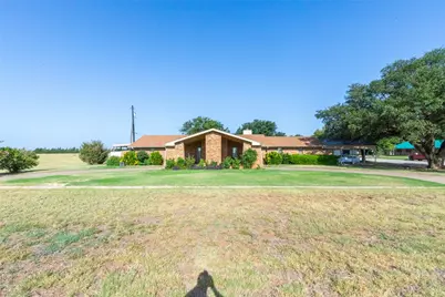 800 S Avenue F, Knox City, TX 79529 - Photo 1