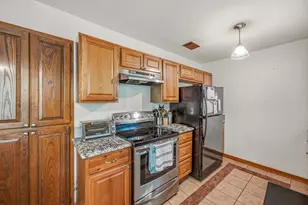 1303 Spanish Flower Dr, Granbury, TX 76048 - Photo 11