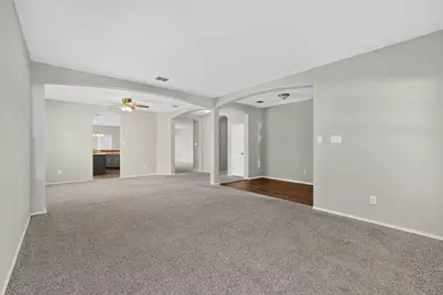 710 Bowie Lane, Mansfield, TX 76063 - Photo 7