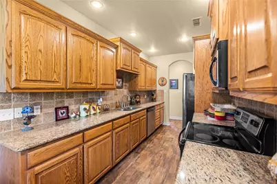 52 Cedar Bayou Circle, Pottsboro, TX 75076 - Photo 7