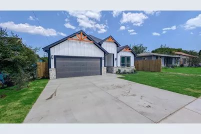 2825 S Grove Street, Fort Worth, TX 76104 - Photo 3