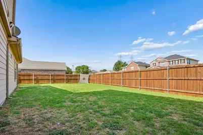1825 Lynnwood Hills Drive, Fort Worth, TX 76112 - Photo 21