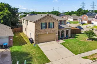 1825 Lynnwood Hills Dr, Fort Worth, TX 76112 - Photo 33