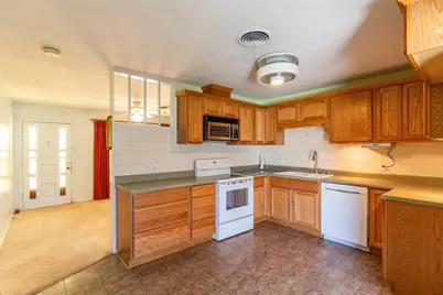 2826 S 22nd Street, Abilene, TX 79605 - Photo 9