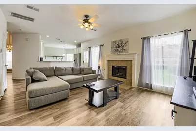 5016 Coral Creek Drive, Fort Worth, TX 76135 - Photo 11