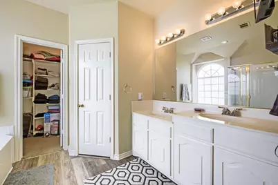 5016 Coral Creek Drive, Fort Worth, TX 76135 - Photo 19
