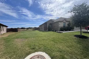 9312 Red Brush Trl, Fort Worth, TX 76131 - Photo 25