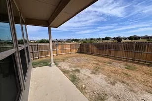 9312 Red Brush Trl, Fort Worth, TX 76131 - Photo 21