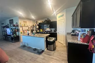 9312 Red Brush Trl, Fort Worth, TX 76131 - Photo 3