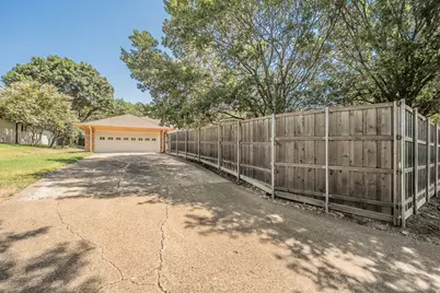 7720 Lone Moor Circle, Dallas, TX 75248 - Photo 3