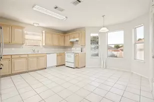 330 Mesquite Hill Dr, Arlington, TX 76002 - Photo 7