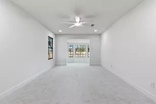 401 Rocky Canyon Ct, Arlington, TX 76011 - Photo 19