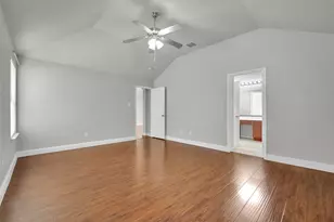 5205 Mirror Lake Dr, Haltom City, TX 76117 - Photo 19