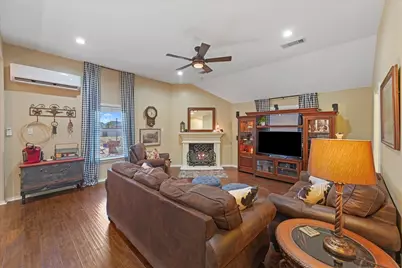 112 Springfield Lane, Red Oak, TX 75165 - Photo 9