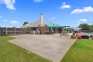 112 Springfield Ln, Red Oak, TX 75165 - Photo 35
