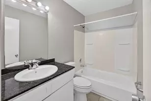1424 E Mulkey St, Fort Worth, TX 76104 - Photo 17