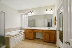 412 S Hampton Ct, Lewisville, TX 75056 - Photo 13