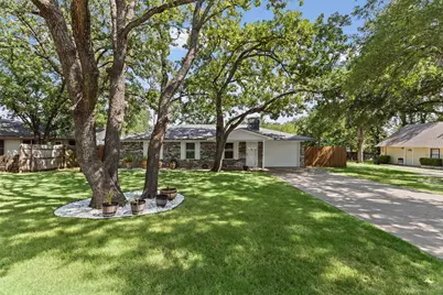 1702 Saddle Road, Granbury, TX 76049 - Photo 7