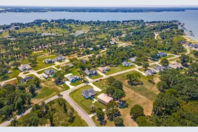 722 Clubview Drive, Mabank, TX 75143 - Photo 33
