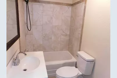407 NE 4th Street, Hubbard, TX 76648 - Photo 15