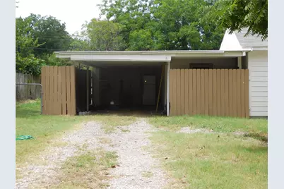 407 NE 4th Street, Hubbard, TX 76648 - Photo 7