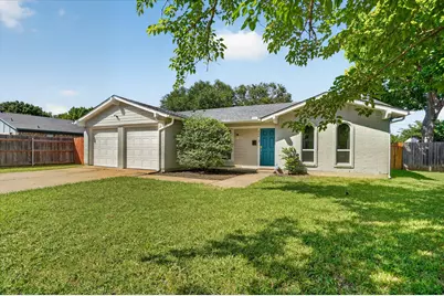 404 NW Wintercrest Road, Burleson, TX 76028 - Photo 3