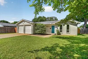 404 NW Wintercrest Rd, Burleson, TX 76028 - Photo 3