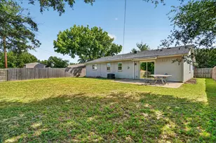 404 NW Wintercrest Rd, Burleson, TX 76028 - Photo 39