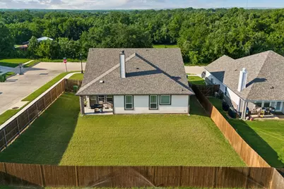 772 Brookside Drive, Springtown, TX 76082 - Photo 35