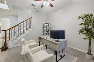 1906 Fountain Wood Dr, Euless, TX 76039 - Photo 5