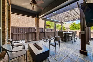 1906 Fountain Wood Dr, Euless, TX 76039 - Photo 35