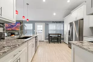 5933 Fox Dr, The Colony, TX 75056 - Photo 9