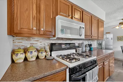 184 Oakhurst Drive, Bedford, TX 76022 - Photo 11