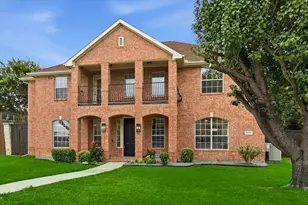 1400 Hudspeth Dr, Carrollton, TX 75010 - Photo 3