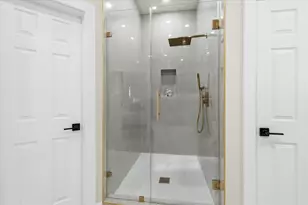 1400 Hudspeth Dr, Carrollton, TX 75010 - Photo 23
