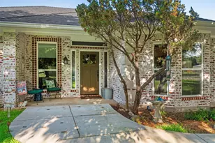 128 Meandering Way, Weatherford, TX 76086 - Photo 9