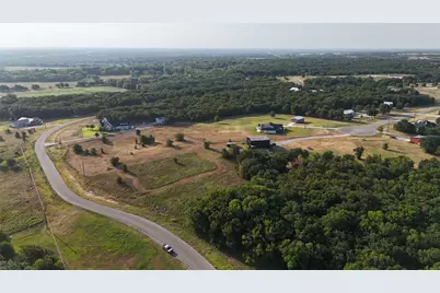 415 Rolling Hills Boulevard, Alvord, TX 76225 - Photo 11
