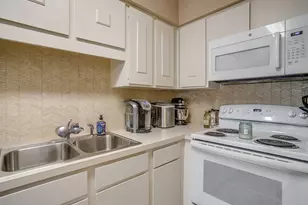 937 Roaring Springs Rd, Fort Worth, TX 76114 - Photo 11