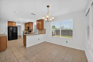 1601 Santos Dr, Denton, TX 76207 - Photo 5