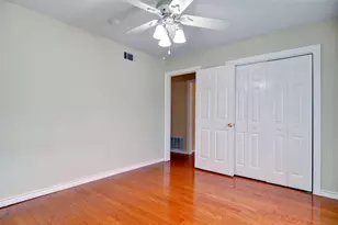 1110 Wade Hampton St, Benbrook, TX 76126 - Photo 25