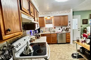 394 Hcr 1143, Blum, TX 76627 - Photo 13