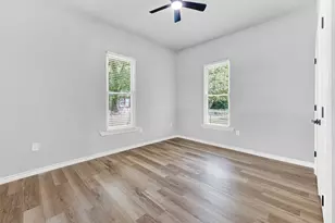 909 E High St, Terrell, TX 75160 - Photo 17