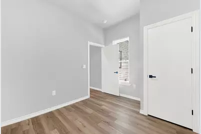 909 E High Street, Terrell, TX 75160 - Photo 23