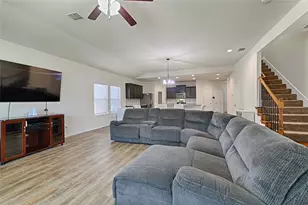 401 Sandhurst Dr, Crowley, TX 76036 - Photo 17