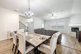 401 Sandhurst Dr, Crowley, TX 76036 - Photo 13