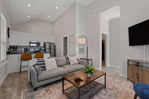 2312 S 12th St, Waco, TX 76706 - Photo 5