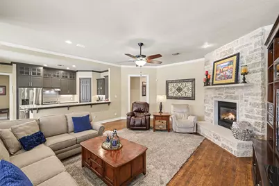 8217 Thornhill Drive, North Richland Hills, TX 76182 - Photo 9